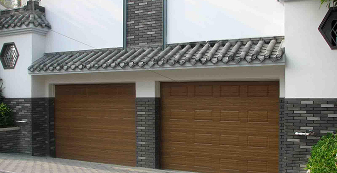 平湖车库翻板门厂家